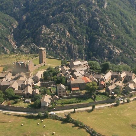 Gite De La Garde Prevencheres Exterior photo
